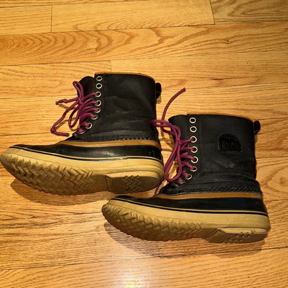 Sorel Women’s Sorel Navy & Brown 1964 Cold Weather Boots - Waterproof Si… - Picture 9 of 10